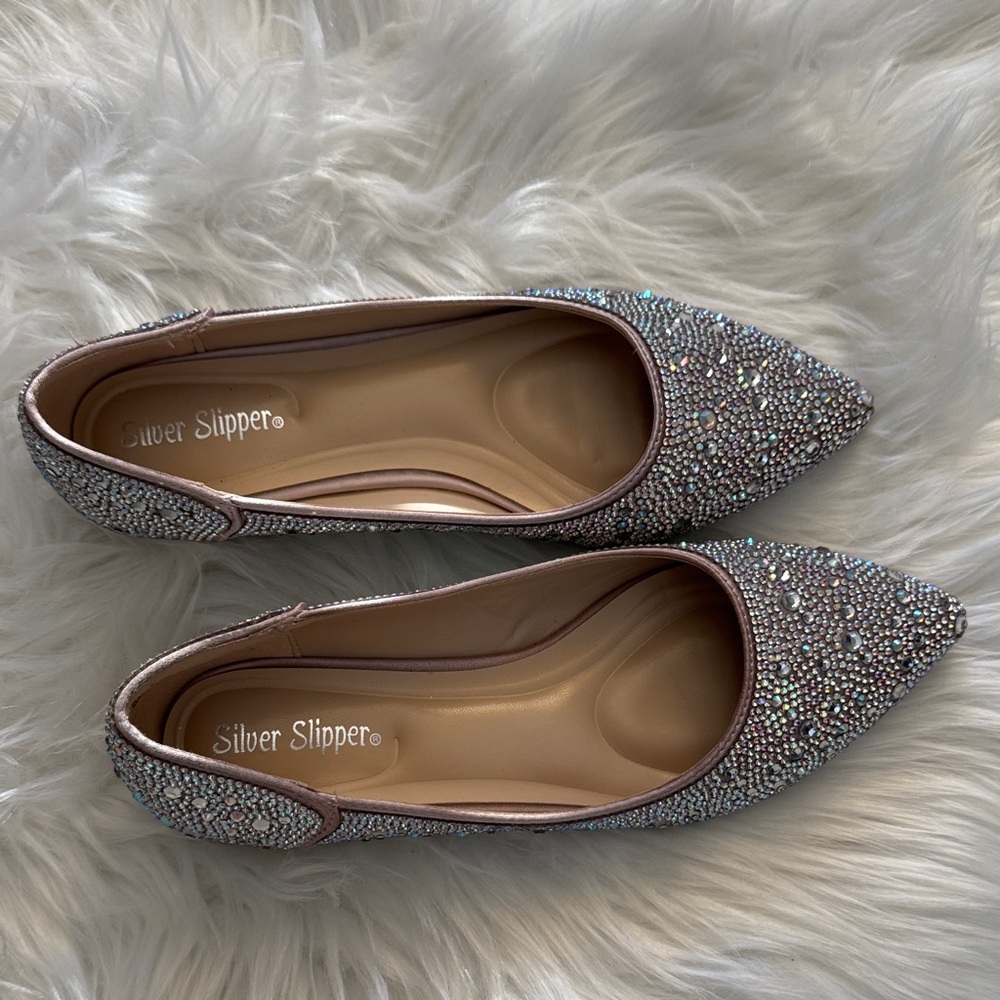 NWOT Women's Glitter Flats